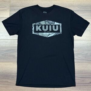 KUIU Camo Logo Tee in Black - Size M